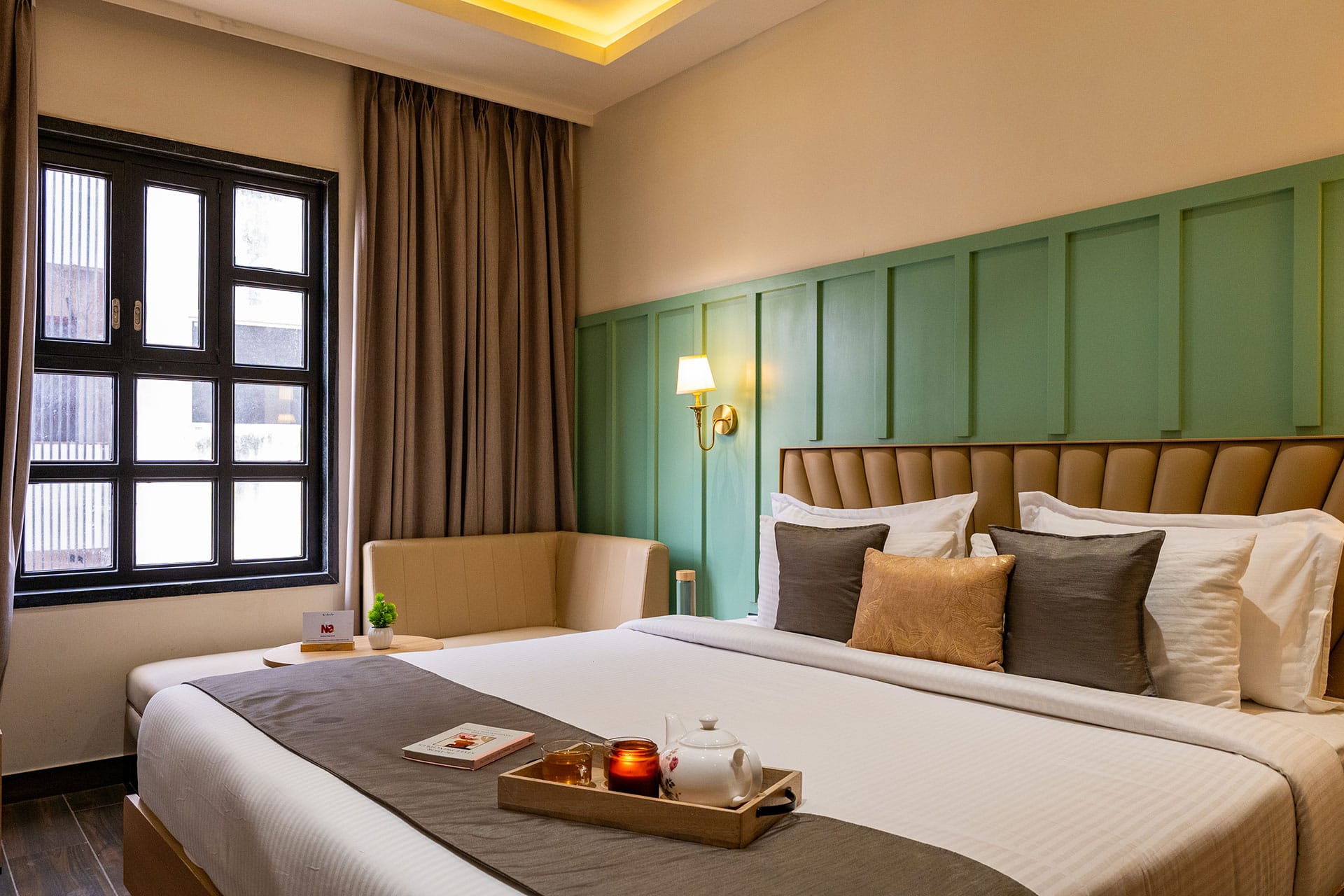 luxury hotel in Udaipur for couple